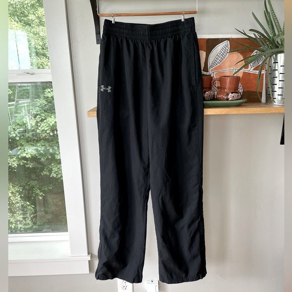 Under Armour Other - Under Armour Black Loose Fit Track Pants Ankle Zip Size Medium